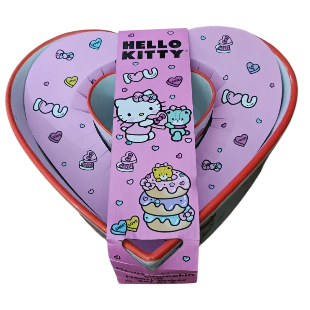 Hello Kitty - NEW Lot Of 2 Heart-Shaped Bakeware & Ramekin Oven Safe Valentines